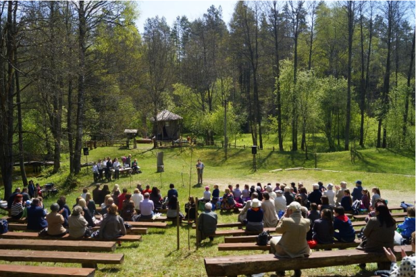 Moksleivių poetinės kūrybos konkursas „Poezijos pavasarėlis“