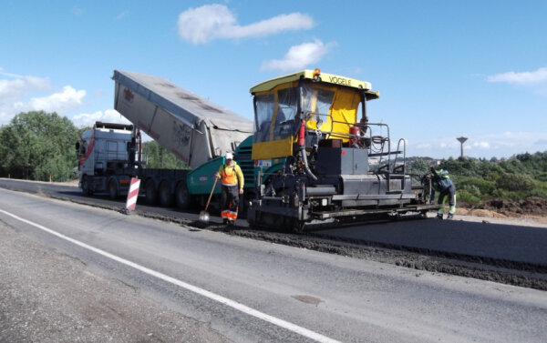 2021-06-11 bus vykdomi asfalto dangos klojimo darbai